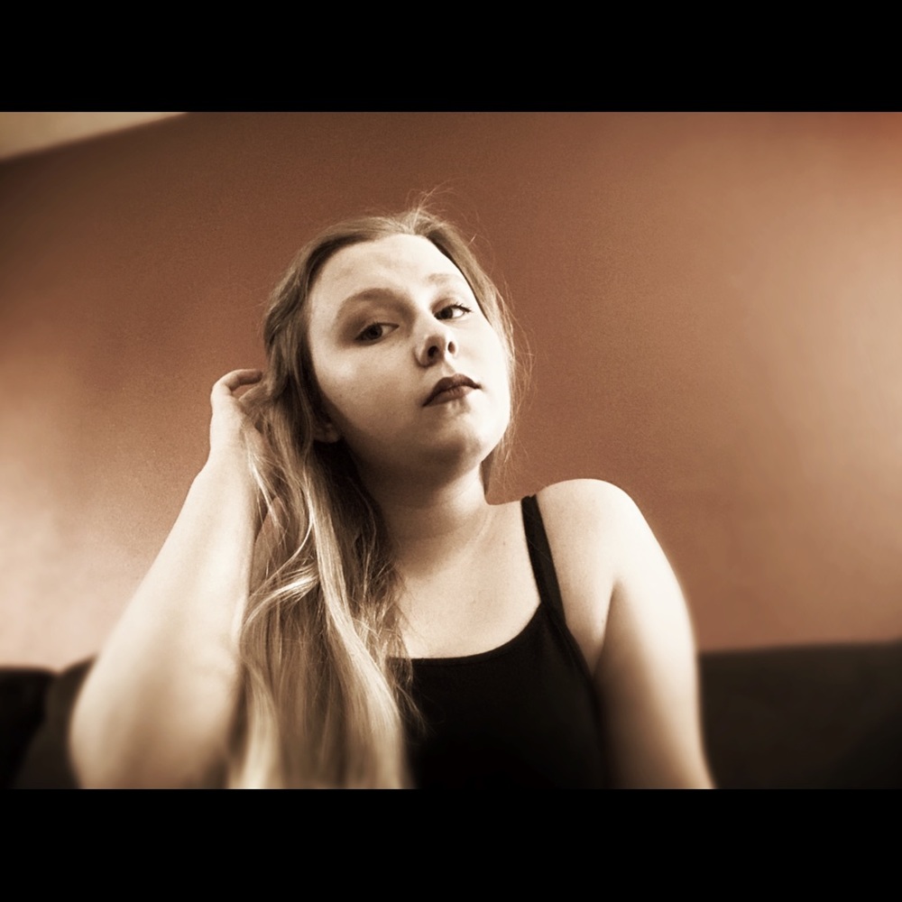 Meet your Posher, Emery